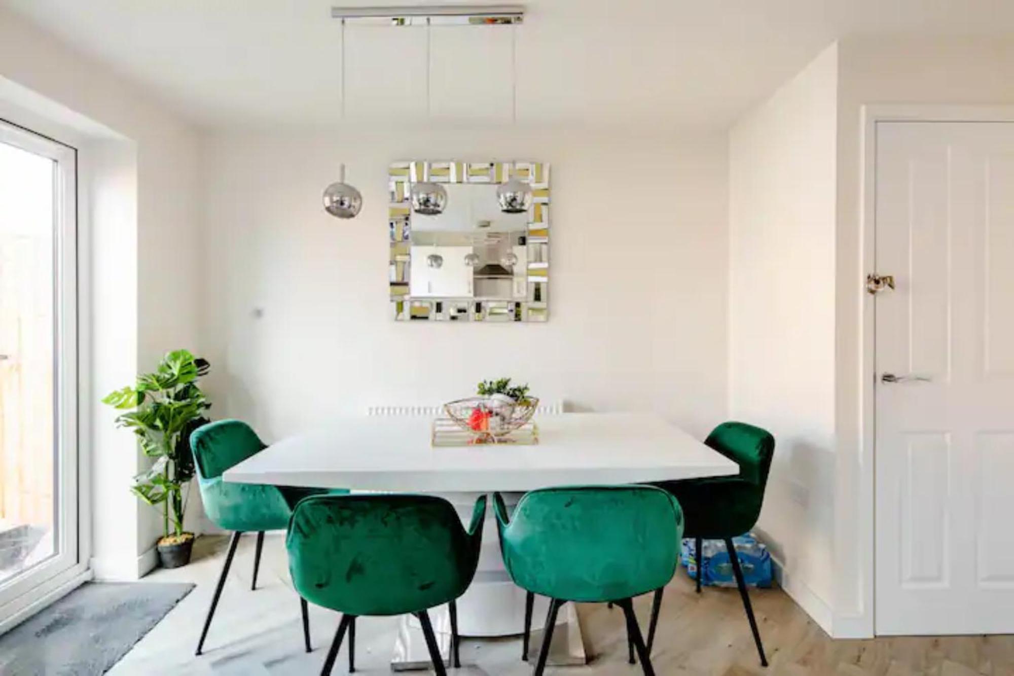 Stunning Private Room In A Home - Bathroom & Parking! Salford  Dış mekan fotoğraf
